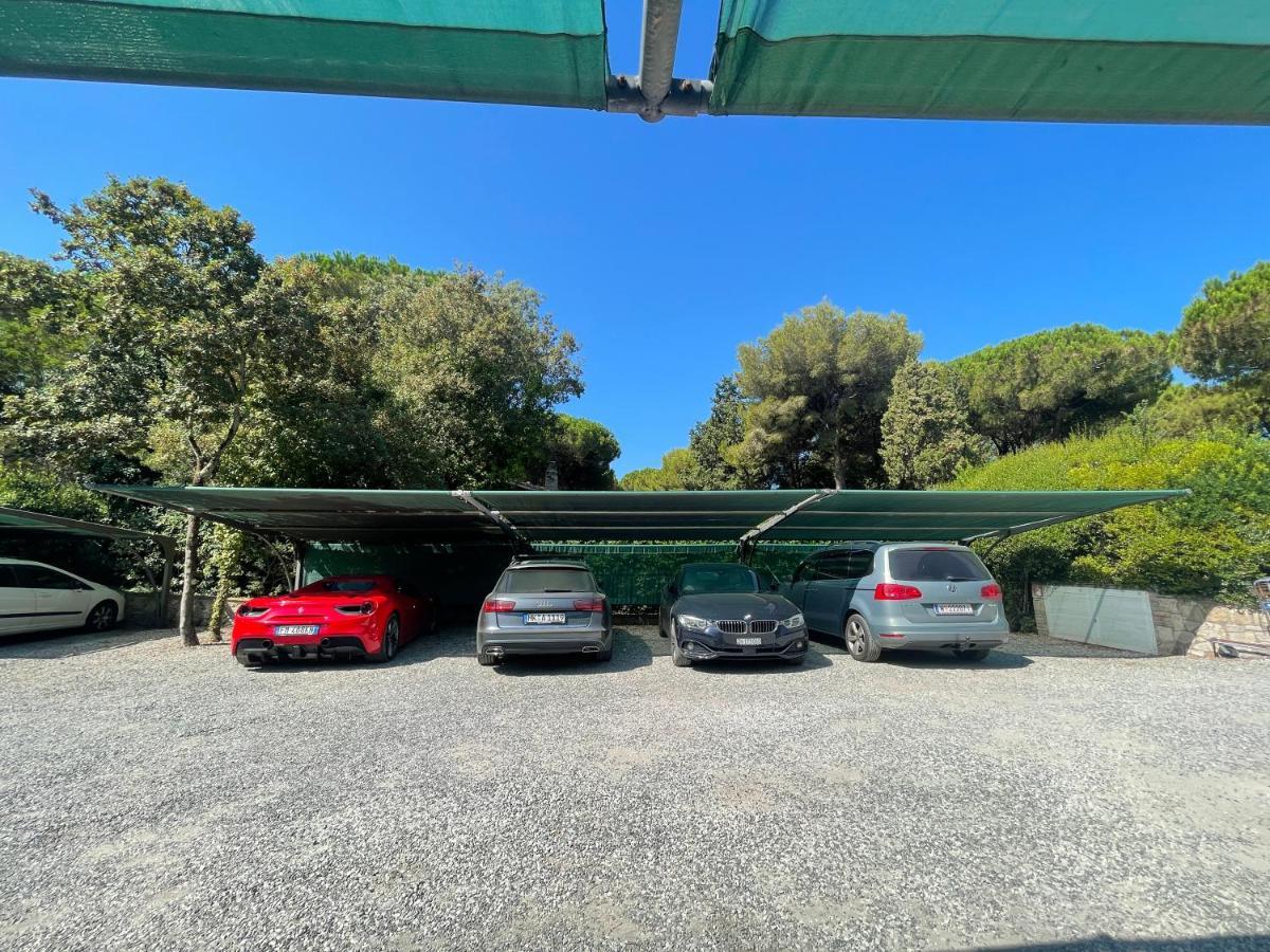 Villaggio I Sorbizzi Marina Di Bibbona Exterior photo