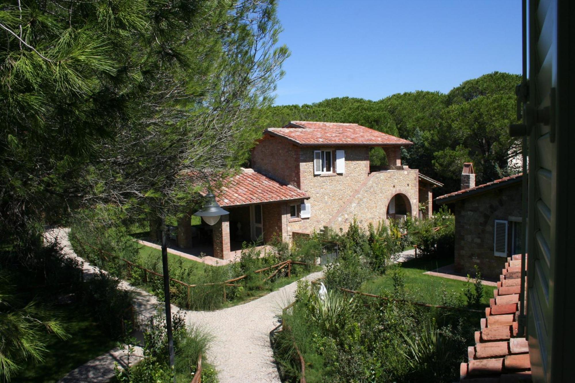 Villaggio I Sorbizzi Marina Di Bibbona Exterior photo